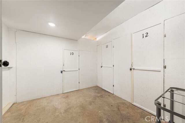 Building Photo - 1827 E 4th St