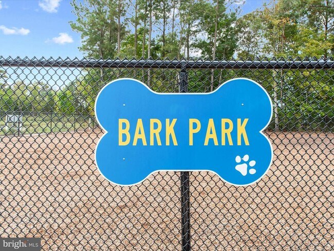 Building Photo - 26300 Tributary Blvd