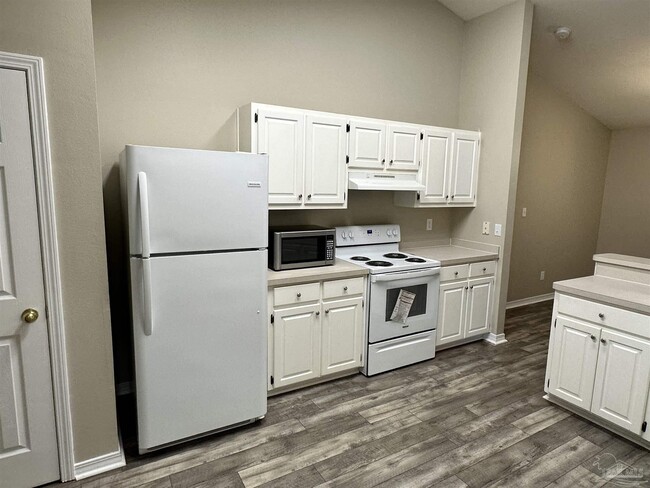 Building Photo - 7170 Rampart Way