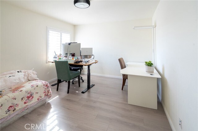 Building Photo - 6065 Coopers Hawk Dr