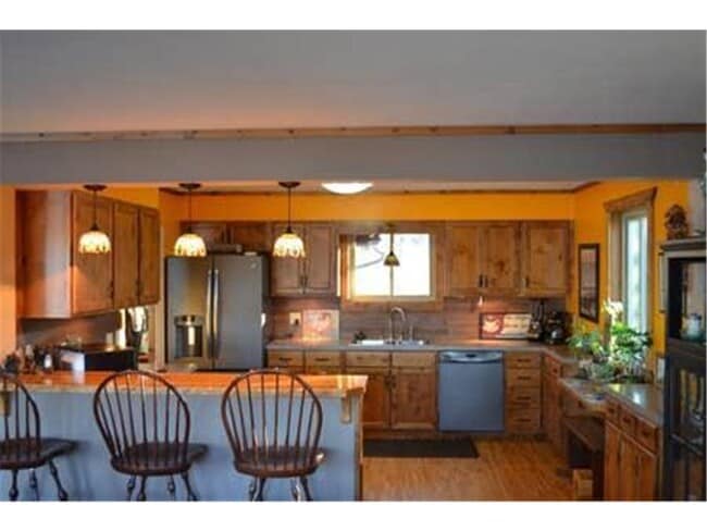 Building Photo - 38258 Deer Lake Way