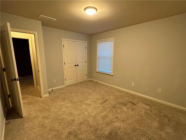 Building Photo - 4441 Lassen Ct