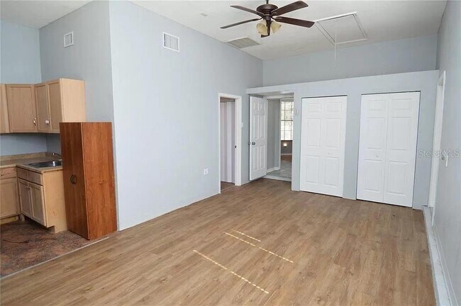 Building Photo - 3212 Tina Marie Dr