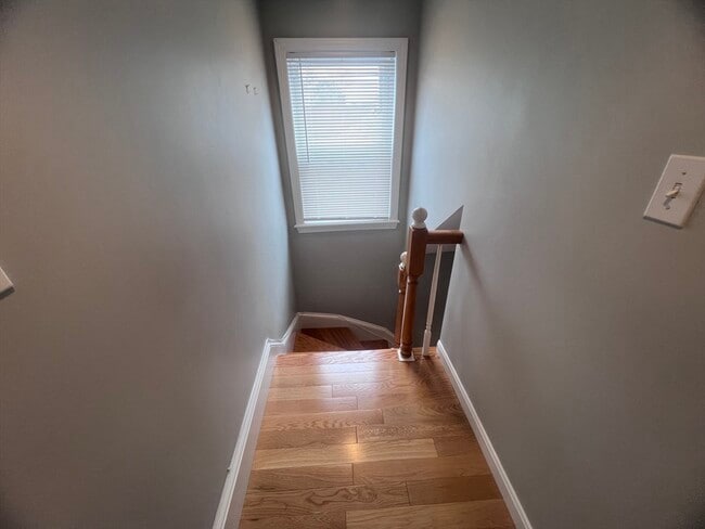 Building Photo - 6 Arcadia St