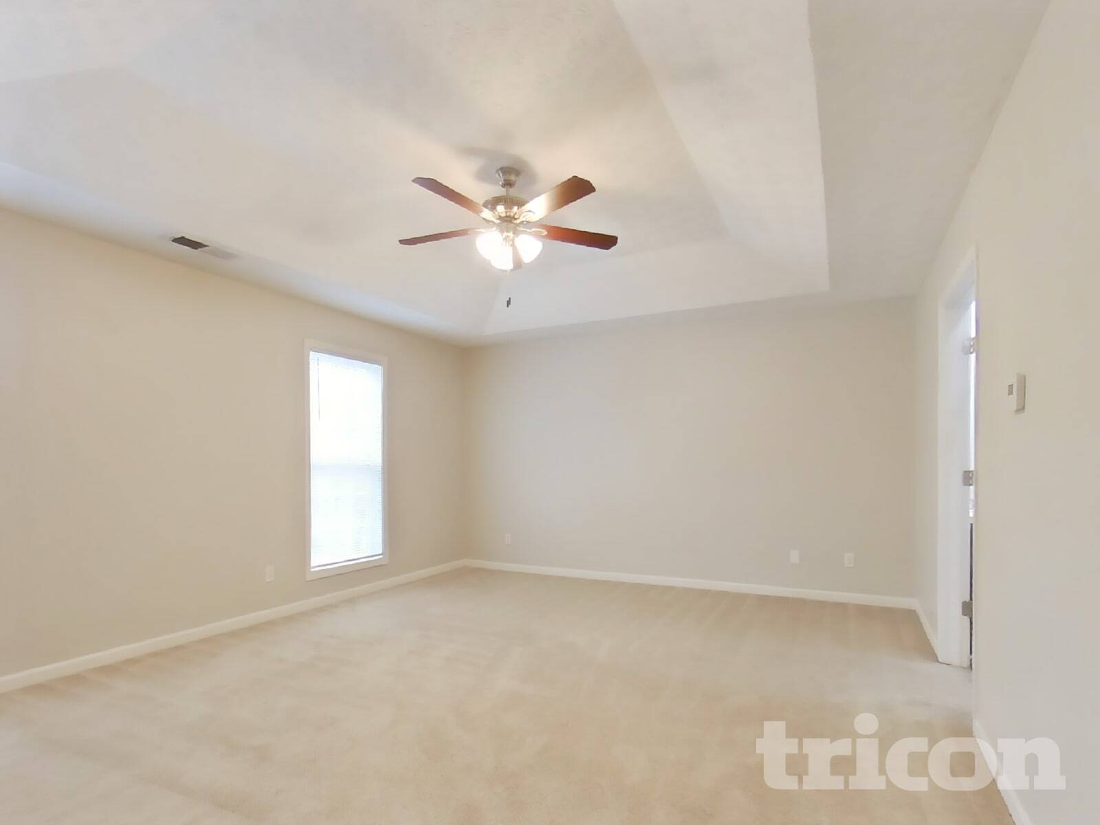 Building Photo - 204 Arbor Creek Dr