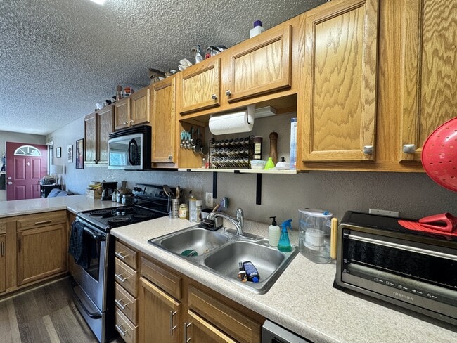 Building Photo - 857 S Van Gordon Ct