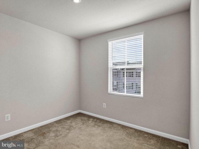 Building Photo - 7227 Potomac Ter