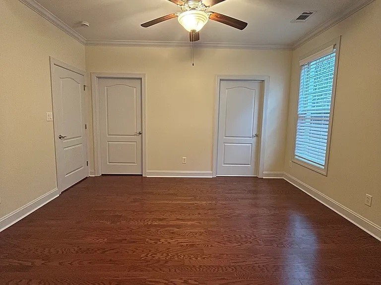 Building Photo - 212 Fountainhead Ln