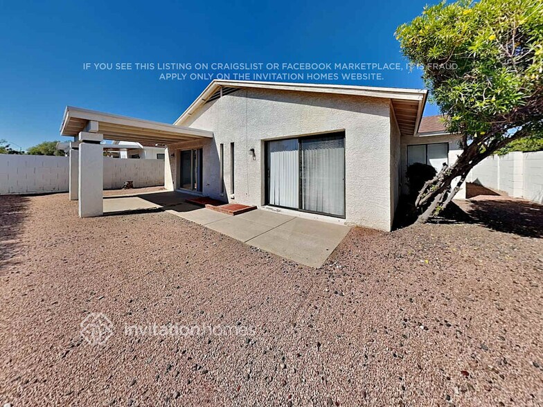 Building Photo - 409 W Beverly Ln