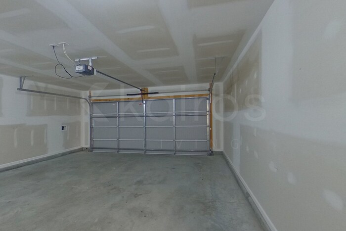 Building Photo - 132 Bluff Rd