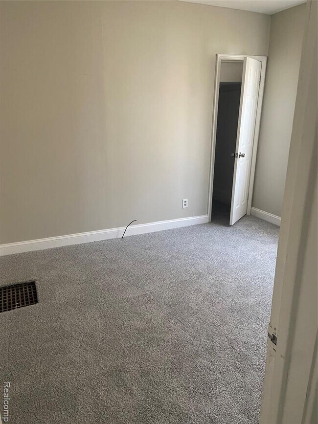 Building Photo - 14510 Asbury Park