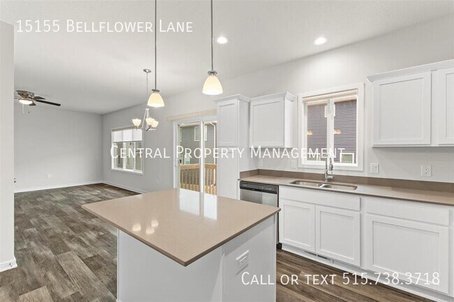 Building Photo - 15155 Bellflower Ln