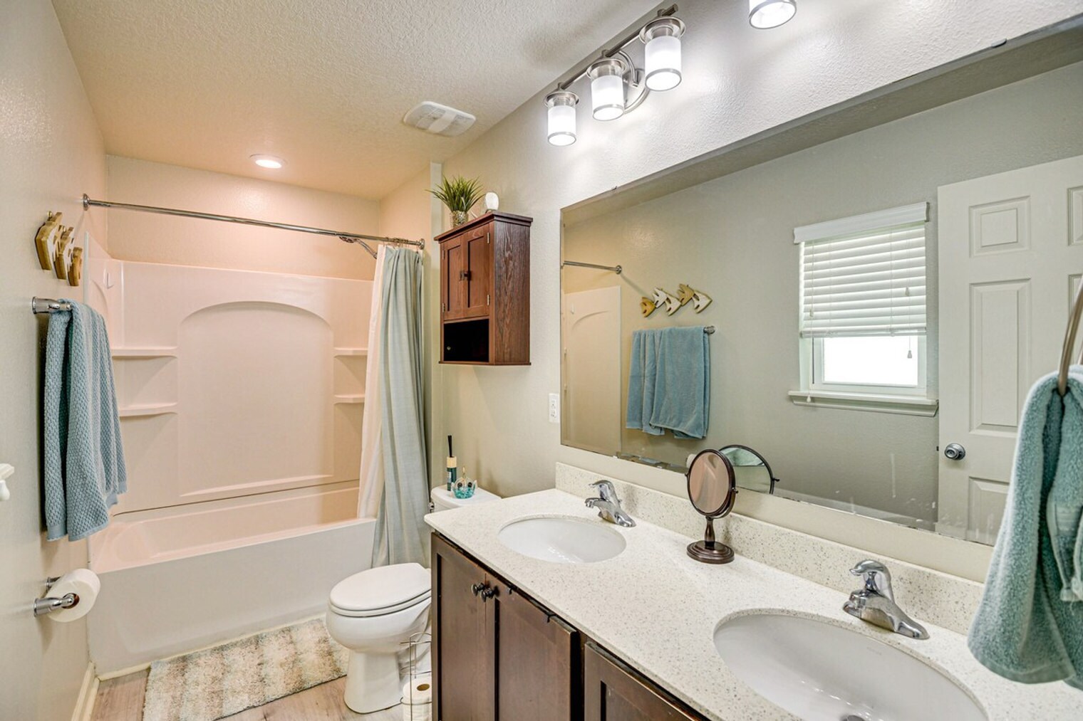 Building Photo - 123 Pergola Pl