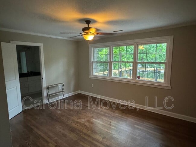Building Photo - 710 Parkins Mill Rd