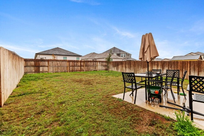 Building Photo - 547 Deer Crest Dr