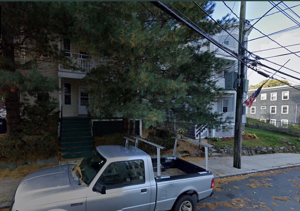Building Photo - 26 Union St