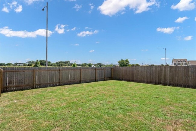 Building Photo - 1213 Catfish Ln