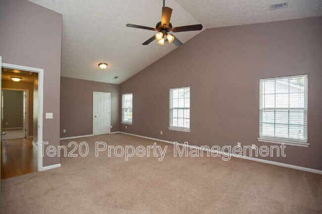 Building Photo - 6 Woodmere Ct