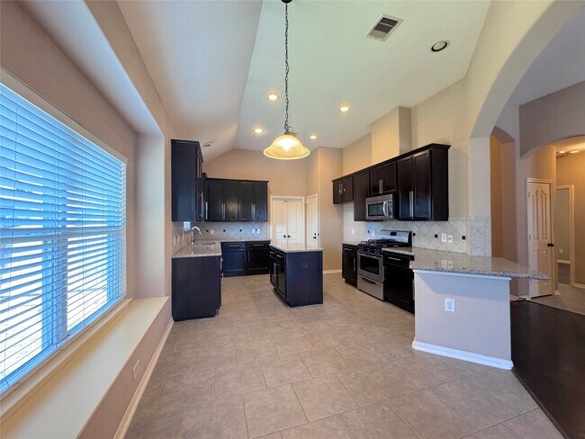 Building Photo - 24039 Augusta Falls Ln