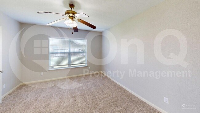 Building Photo - 10012 Quail Glen Dr