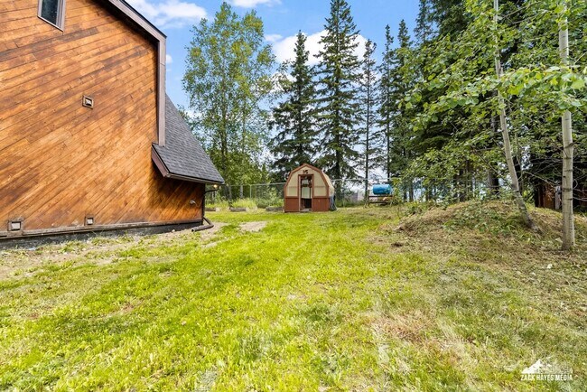 Building Photo - 6010 Staedem Dr