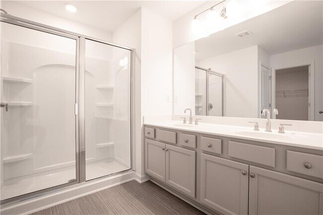 Building Photo - 5935 Osgood Pl