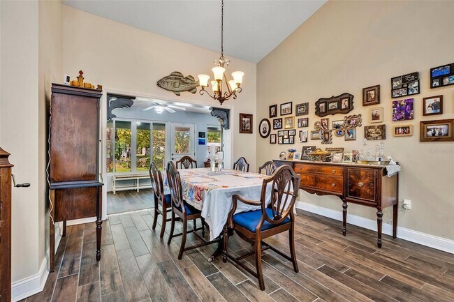 Building Photo - 11768 W Riverhaven Dr