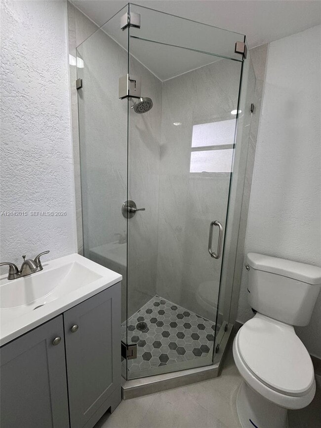 Building Photo - 664 Colson Dr