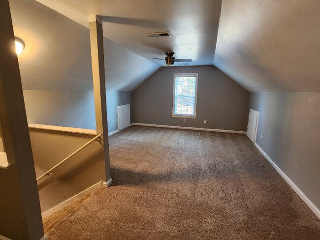 Building Photo - 5 Box Turtle Ct