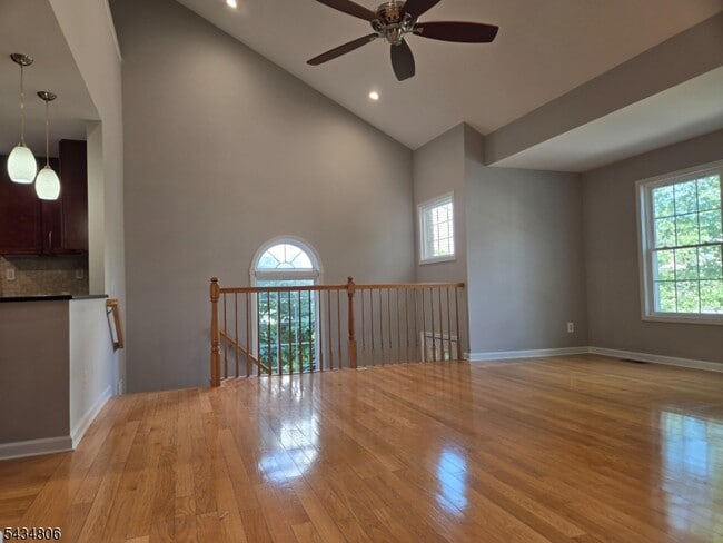 Building Photo - 313 Winthrop Dr