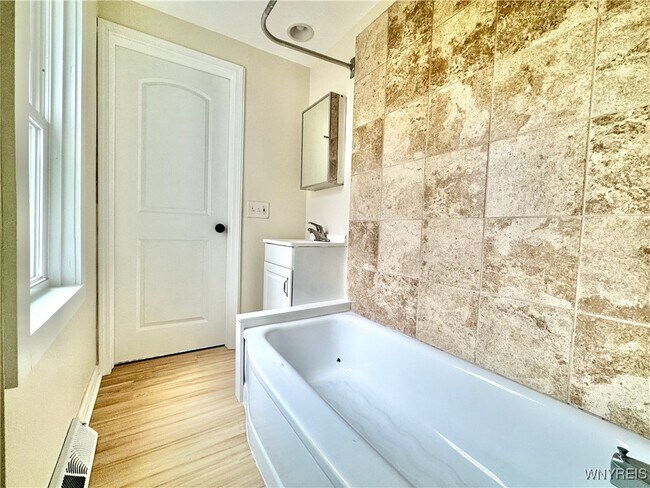 Building Photo - 63 St John St