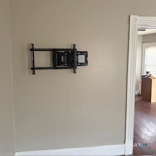 Building Photo - 12 Harvard St