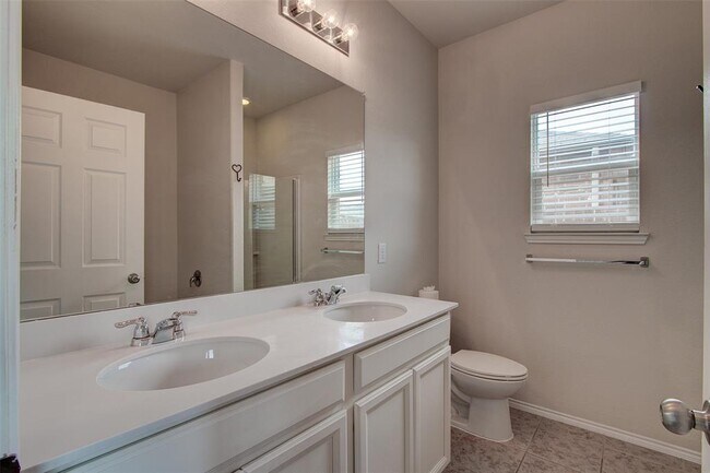 Building Photo - 3129 Montserrat Creek Dr