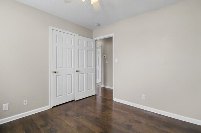 Building Photo - 3809 Man O War Blvd