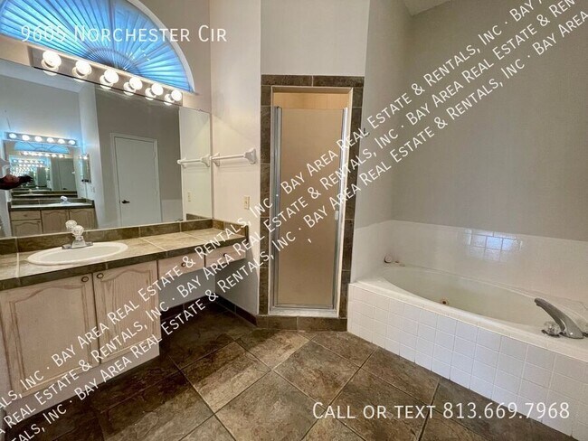 Building Photo - 9605 Norchester Cir