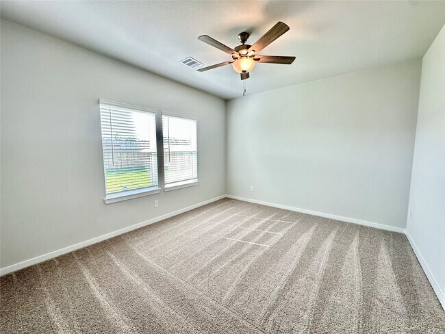 Building Photo - 12026 Curlin Dr