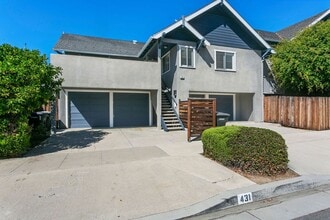 Building Photo - Shaffer St