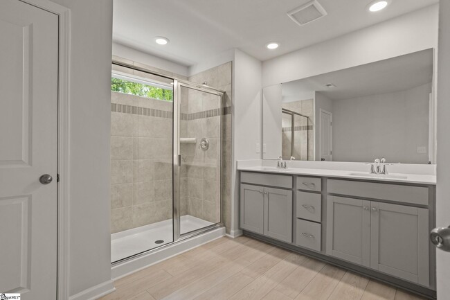 Building Photo - 220 Stellate Pl