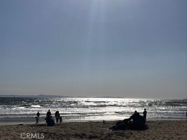 Building Photo - 609 21st St