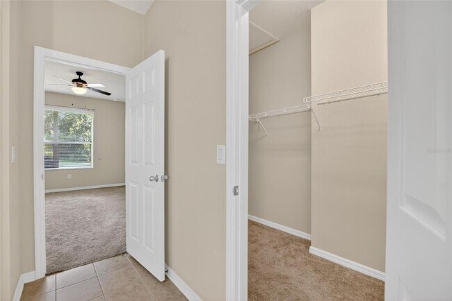 Building Photo - 15810 Starling Water Dr