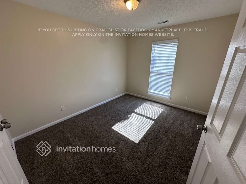 Building Photo - 10622 Spruce Knob Ln