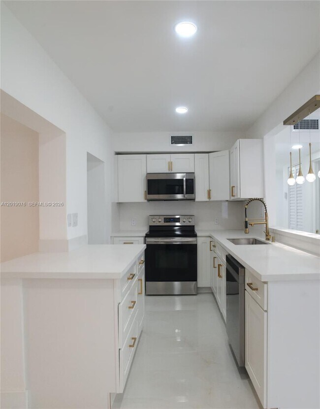 Building Photo - 315 NW 127th St