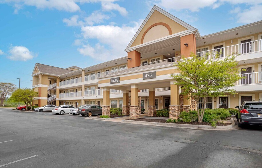 Building Photo - Furnished Studio-Huntsville - U.S. Space a...