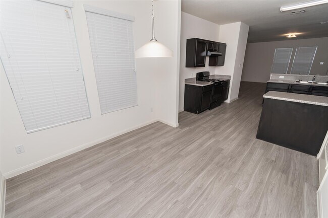 Building Photo - 2439 Lago Mirado Wy