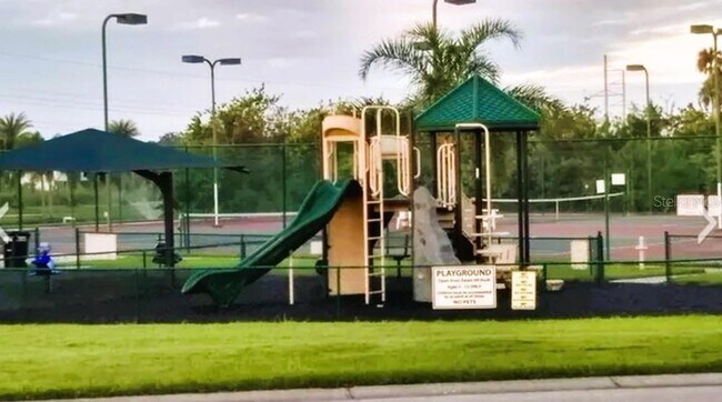 Building Photo - 5734 French Creek Ct