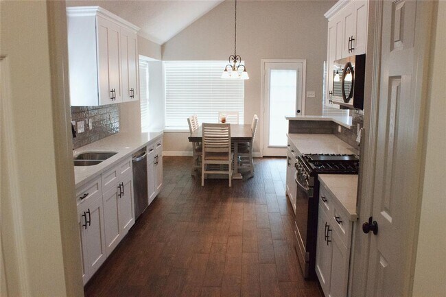 Building Photo - 10806 Sutter Ranch Cir