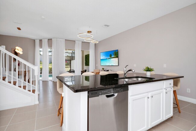 Building Photo - 302 Captiva Dr