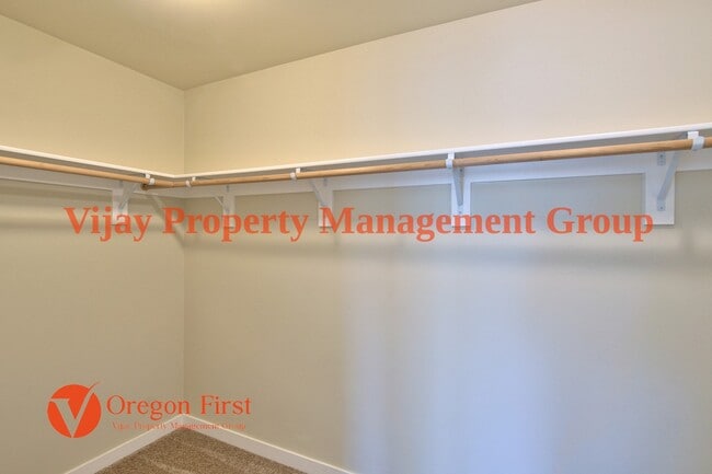 Building Photo - 410 SW Basilone Terrace