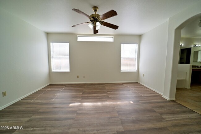 Building Photo - 21914 N 74th Ln