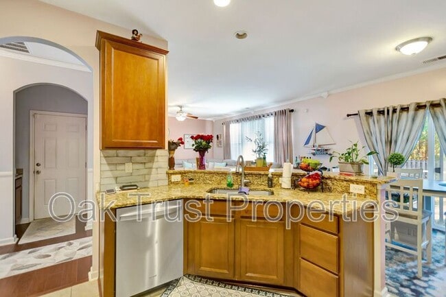 Building Photo - 113 Swiftwater Way